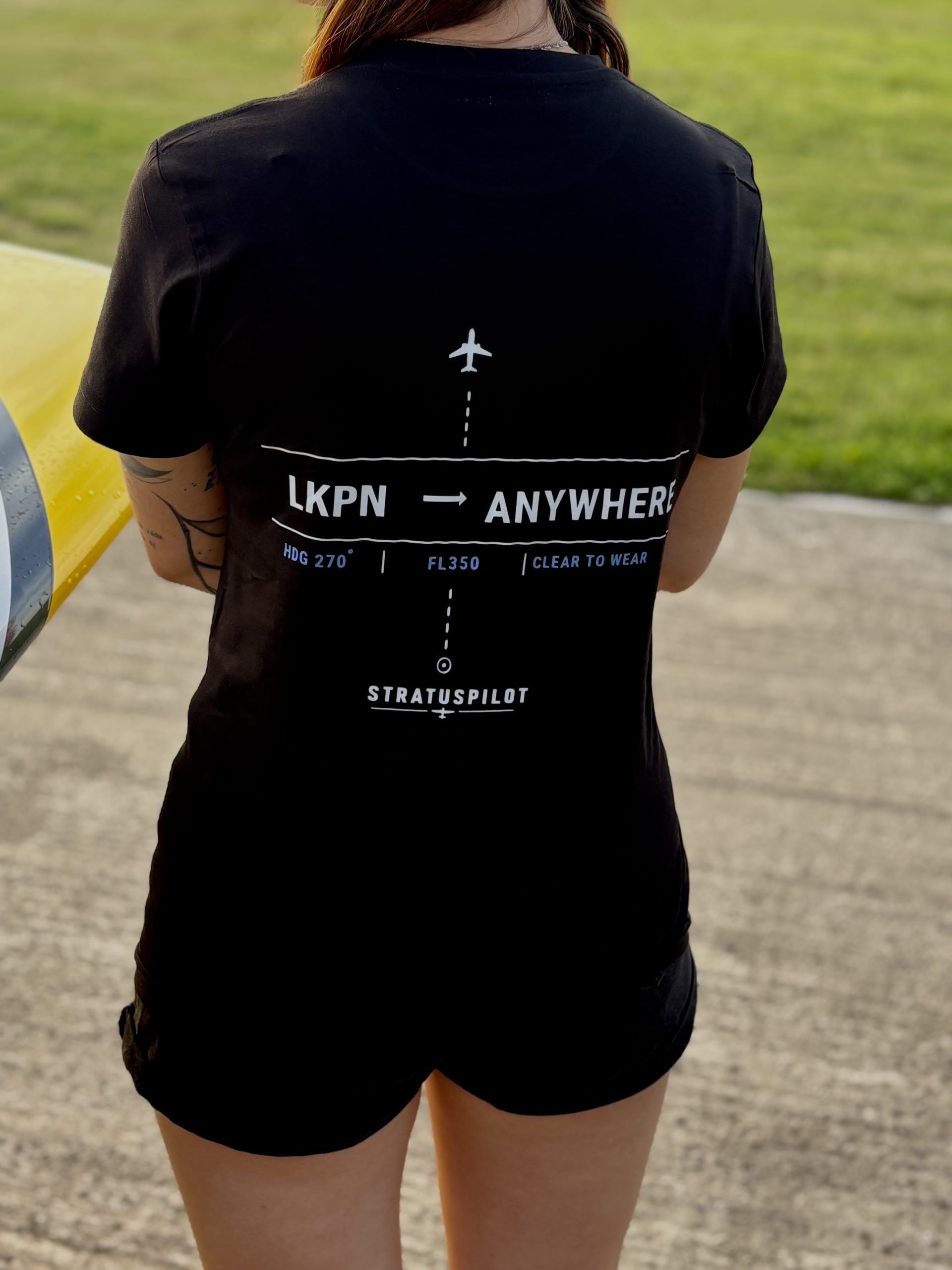 From here to anywhere - pohled na modelku zezadu